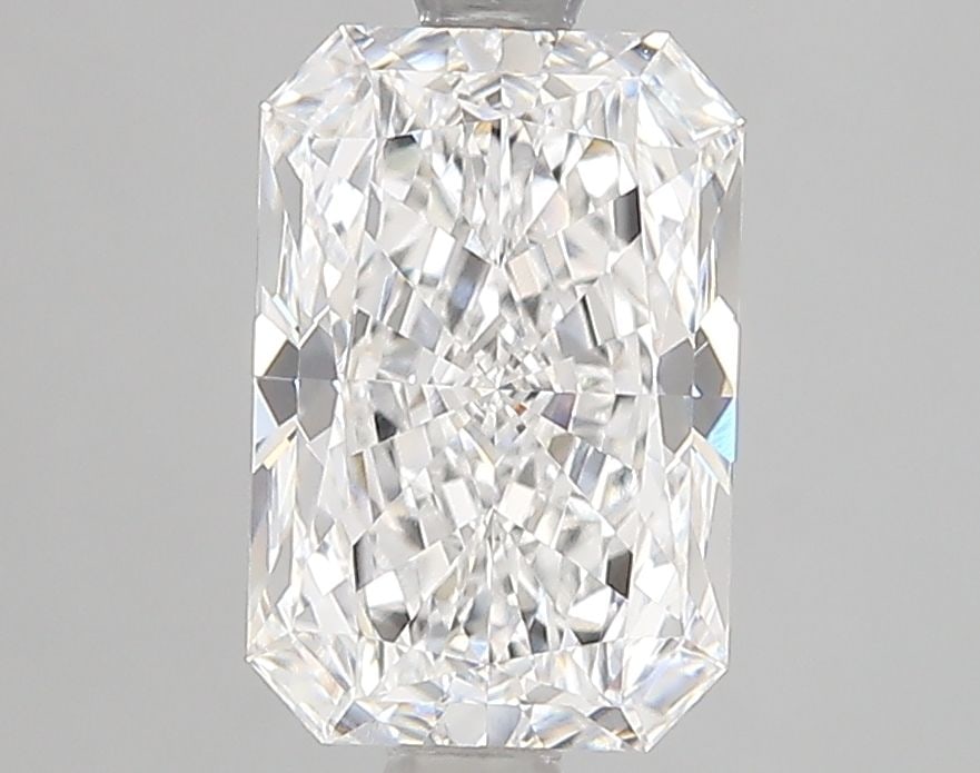 IGI Radiant 2.03ct E VVS1 - Loose Lab Diamond: IGI Radiant 2.03ct E VVS1 - Loose Lab Diamond Item Specifics: Source: This Is A Real Diamond Grown In A Lab Not Mined. Carat: 2.03 Cut: - Color: E Clarity: VVS1 Polish: EX Symmetry: EX Measurements: 9