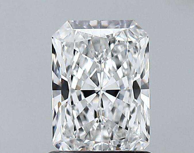 GIA Radiant 1.06ct F VVS2 - Loose Lab Diamond: GIA Radiant 1.06ct F VVS2 - Loose Lab Diamond Item Specifics: Source: This Is A Real Diamond Grown In A Lab Not Mined. Carat: 1.06 Cut: - Color: F Clarity: VVS2 Polish: EX Symmetry: EX Measurements: 7