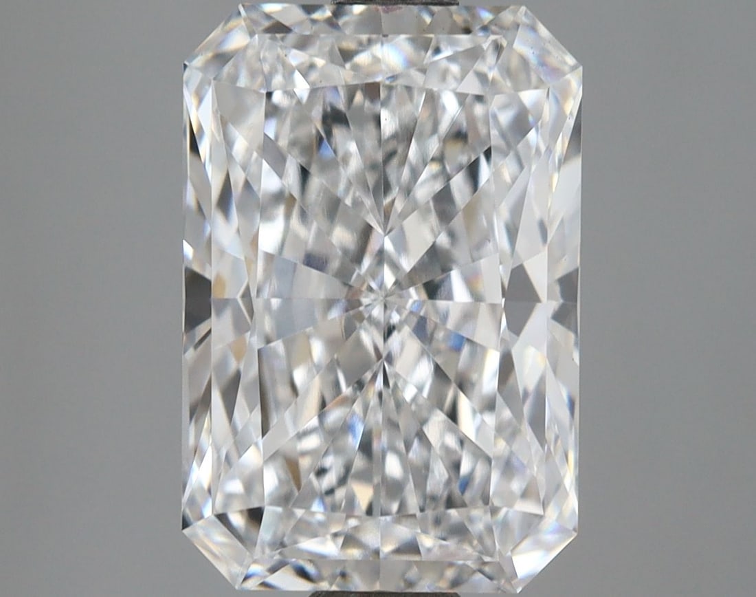 IGI Radiant 3.22ct D VVS2 - Loose Lab Diamond: IGI Radiant 3.22ct D VVS2 - Loose Lab Diamond Item Specifics: Source: This Is A Real Diamond Grown In A Lab Not Mined. Carat: 3.22 Cut: - Color: D Clarity: VVS2 Polish: EX Symmetry: EX Measurements: 1