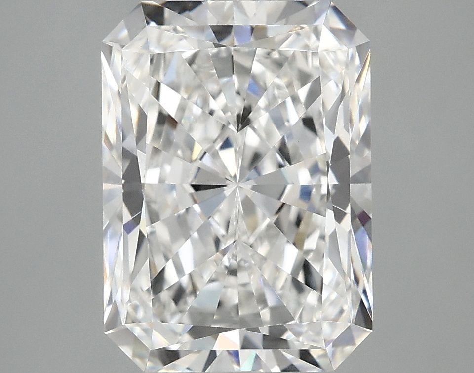 IGI Radiant 4.05ct E VVS2 - Loose Lab Diamond: IGI Radiant 4.05ct E VVS2 - Loose Lab Diamond Item Specifics: Source: This Is A Real Diamond Grown In A Lab Not Mined. Carat: 4.05 Cut: - Color: E Clarity: VVS2 Polish: EX Symmetry: EX Measurements: 1