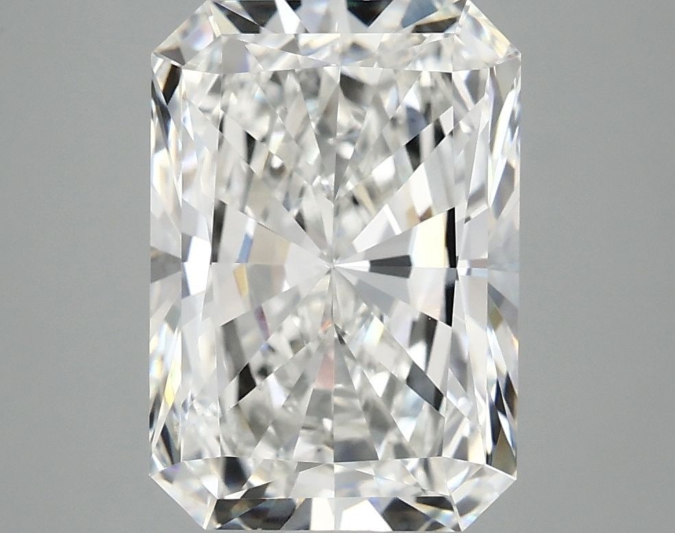 IGI Radiant 4.07ct E VVS2 - Loose Lab Diamond: IGI Radiant 4.07ct E VVS2 - Loose Lab Diamond Item Specifics: Source: This Is A Real Diamond Grown In A Lab Not Mined. Carat: 4.07 Cut: - Color: E Clarity: VVS2 Polish: EX Symmetry: EX Measurements: 1