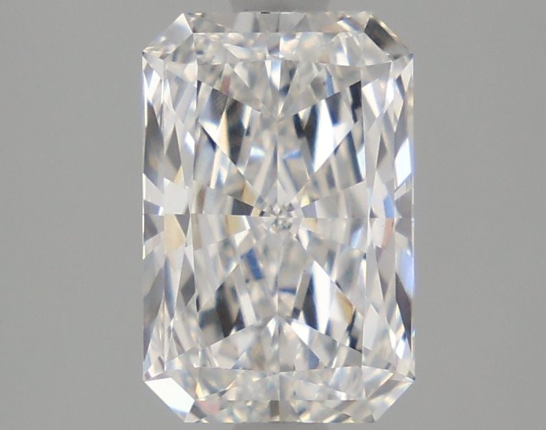 IGI Radiant 2.01ct E VVS2 - Loose Lab Diamond: IGI Radiant 2.01ct E VVS2 - Loose Lab Diamond Item Specifics: Source: This Is A Real Diamond Grown In A Lab Not Mined. Carat: 2.01 Cut: - Color: E Clarity: VVS2 Polish: EX Symmetry: EX Measurements: 9