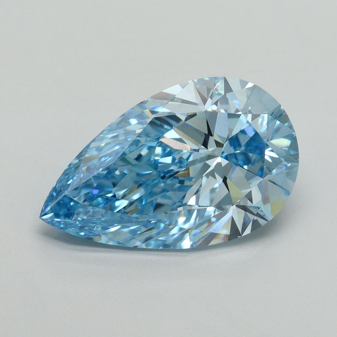 IGI Pear 5.01ct Fancy Vivid Blue VVS2 - Loose Lab Diamond: IGI Pear 5.01ct Fancy Vivid Blue VVS2 - Loose Lab Diamond Item Specifics: Source: This Is A Real Diamond Grown In A Lab Not Mined. Carat: 5.01 Cut: - Color: Fancy Vivid Blue Clarity: VVS2 Polish: EX