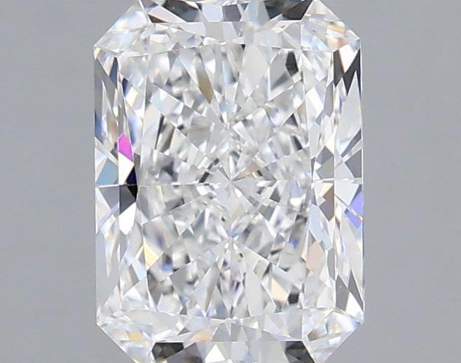 IGI Radiant 1.55ct E VVS2 - Loose Lab Diamond: IGI Radiant 1.55ct E VVS2 - Loose Lab Diamond Item Specifics: Source: This Is A Real Diamond Grown In A Lab Not Mined. Carat: 1.55 Cut: - Color: E Clarity: VVS2 Polish: EX Symmetry: EX Measurements: 7