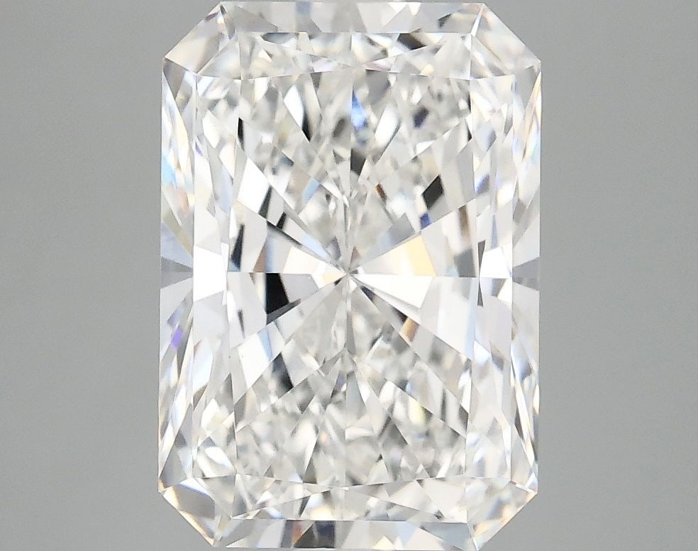 IGI Radiant 4.06ct E VVS2 - Loose Lab Diamond: IGI Radiant 4.06ct E VVS2 - Loose Lab Diamond Item Specifics: Source: This Is A Real Diamond Grown In A Lab Not Mined. Carat: 4.06 Cut: - Color: E Clarity: VVS2 Polish: EX Symmetry: EX Measurements: