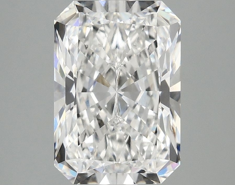 IGI Radiant 3.08ct E VVS2 - Loose Lab Diamond: IGI Radiant 3.08ct E VVS2 - Loose Lab Diamond Item Specifics: Source: This Is A Real Diamond Grown In A Lab Not Mined. Carat: 3.08 Cut: - Color: E Clarity: VVS2 Polish: EX Symmetry: EX Measurements: 1