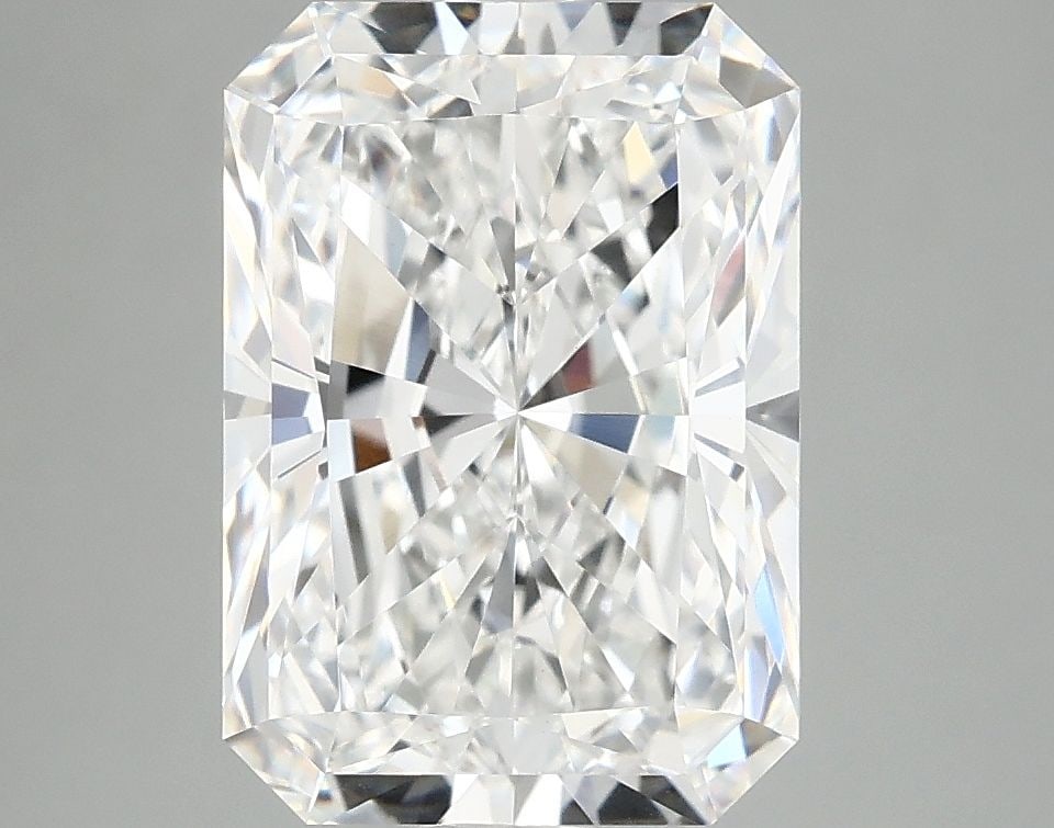 IGI Radiant 4.08ct D VVS2 - Loose Lab Diamond: IGI Radiant 4.08ct D VVS2 - Loose Lab Diamond Item Specifics: Source: This Is A Real Diamond Grown In A Lab Not Mined. Carat: 4.08 Cut: - Color: D Clarity: VVS2 Polish: EX Symmetry: EX Measurements: 1
