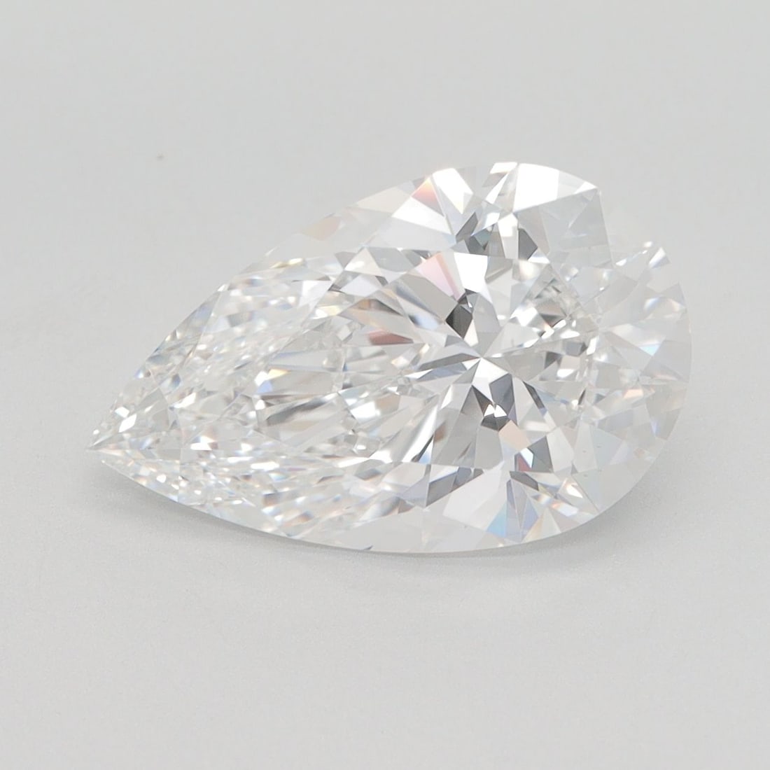 GIA Pear 3.3ct E VVS2 - Loose Lab Diamond: GIA Pear 3.3ct E VVS2 - Loose Lab Diamond Item Specifics: Source: This Is A Real Diamond Grown In A Lab Not Mined. Carat: 3.3 Cut: - Color: E Clarity: VVS2 Polish: EX Symmetry: EX Measurements: 13.38L