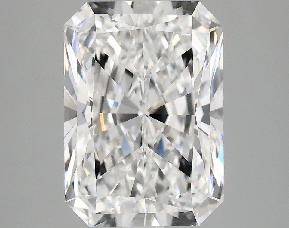 IGI Radiant 4.05ct E VVS2 - Loose Lab Diamond: IGI Radiant 4.05ct E VVS2 - Loose Lab Diamond Item Specifics: Source: This Is A Real Diamond Grown In A Lab Not Mined. Carat: 4.05 Cut: - Color: E Clarity: VVS2 Polish: EX Symmetry: EX Measurements: 1