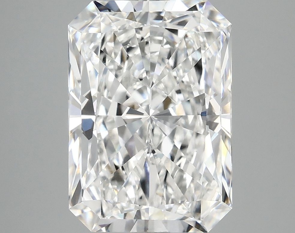 IGI Radiant 4.07ct E VVS2 - Loose Lab Diamond: IGI Radiant 4.07ct E VVS2 - Loose Lab Diamond Item Specifics: Source: This Is A Real Diamond Grown In A Lab Not Mined. Carat: 4.07 Cut: - Color: E Clarity: VVS2 Polish: EX Symmetry: EX Measurements: 1