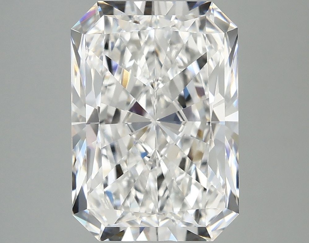 IGI Radiant 4.09ct E VVS2 - Loose Lab Diamond: IGI Radiant 4.09ct E VVS2 - Loose Lab Diamond Item Specifics: Source: This Is A Real Diamond Grown In A Lab Not Mined. Carat: 4.09 Cut: - Color: E Clarity: VVS2 Polish: EX Symmetry: EX Measurements: 1