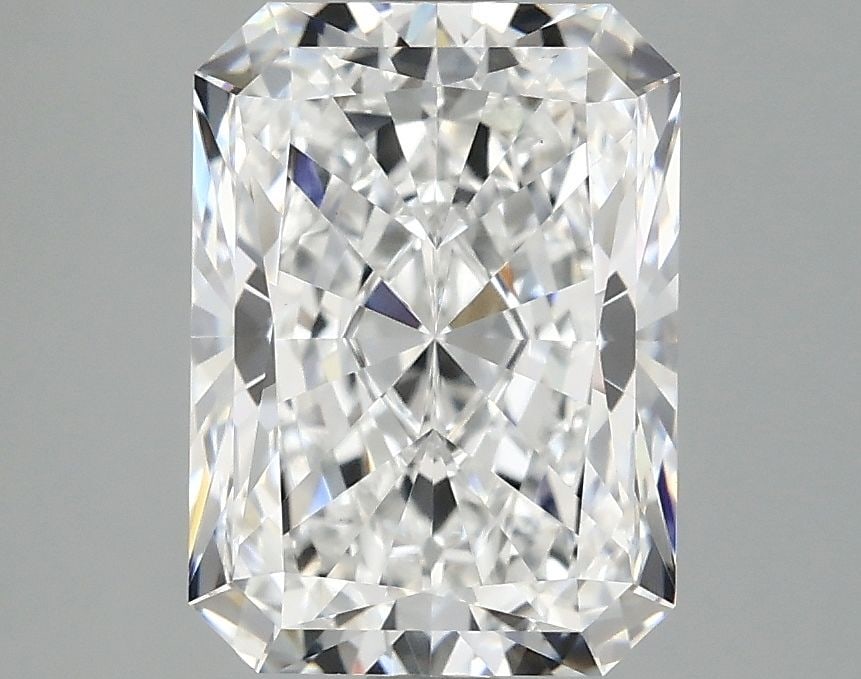 IGI Radiant 3.09ct E VVS2 - Loose Lab Diamond: IGI Radiant 3.09ct E VVS2 - Loose Lab Diamond Item Specifics: Source: This Is A Real Diamond Grown In A Lab Not Mined. Carat: 3.09 Cut: - Color: E Clarity: VVS2 Polish: EX Symmetry: EX Measurements: 9