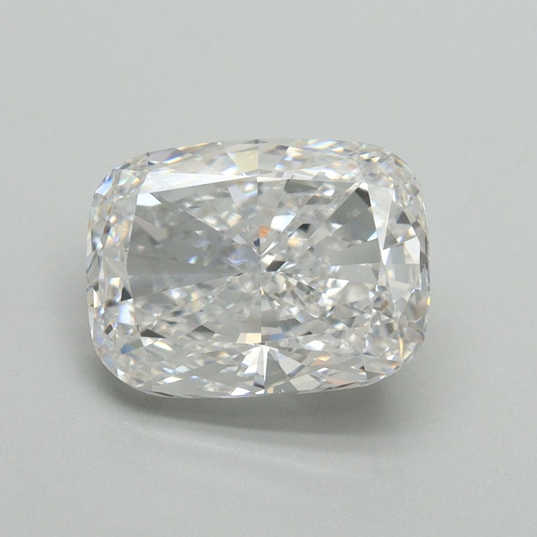 IGI Cushion Brilliant 4.02ct D VVS2 - Loose Lab Diamond: IGI Cushion Brilliant 4.02ct D VVS2 - Loose Lab Diamond Item Specifics: Source: This Is A Real Diamond Grown In A Lab Not Mined. Carat: 4.02 Cut: - Color: D Clarity: VVS2 Polish: EX Symmetry: EX Measu