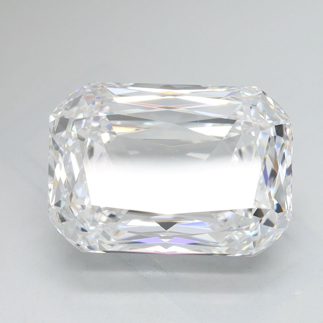 IGI Cushion Modified 4.11ct D VVS1 - Loose Lab Diamond: IGI Cushion Modified 4.11ct D VVS1 - Loose Lab Diamond Item Specifics: Source: This Is A Real Diamond Grown In A Lab Not Mined. Carat: 4.11 Cut: - Color: D Clarity: VVS1 Polish: EX Symmetry: EX Measur