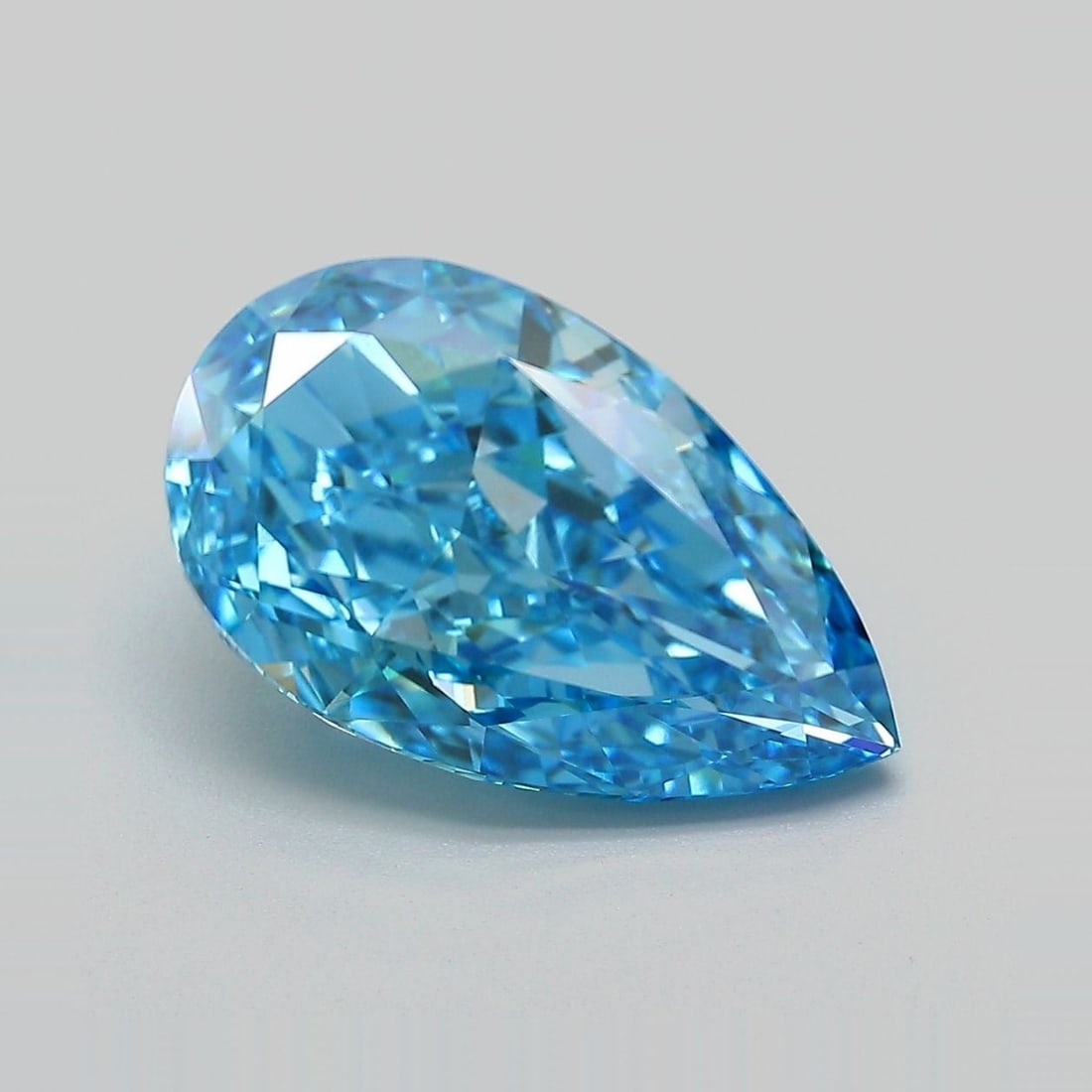 IGI Pear 5.13ct Fancy Vivid Blue VVS2 - Loose Lab Diamond: IGI Pear 5.13ct Fancy Vivid Blue VVS2 - Loose Lab Diamond Item Specifics: Source: This Is A Real Diamond Grown In A Lab Not Mined. Carat: 5.13 Cut: - Color: Fancy Vivid Blue Clarity: VVS2 Polish: EX S