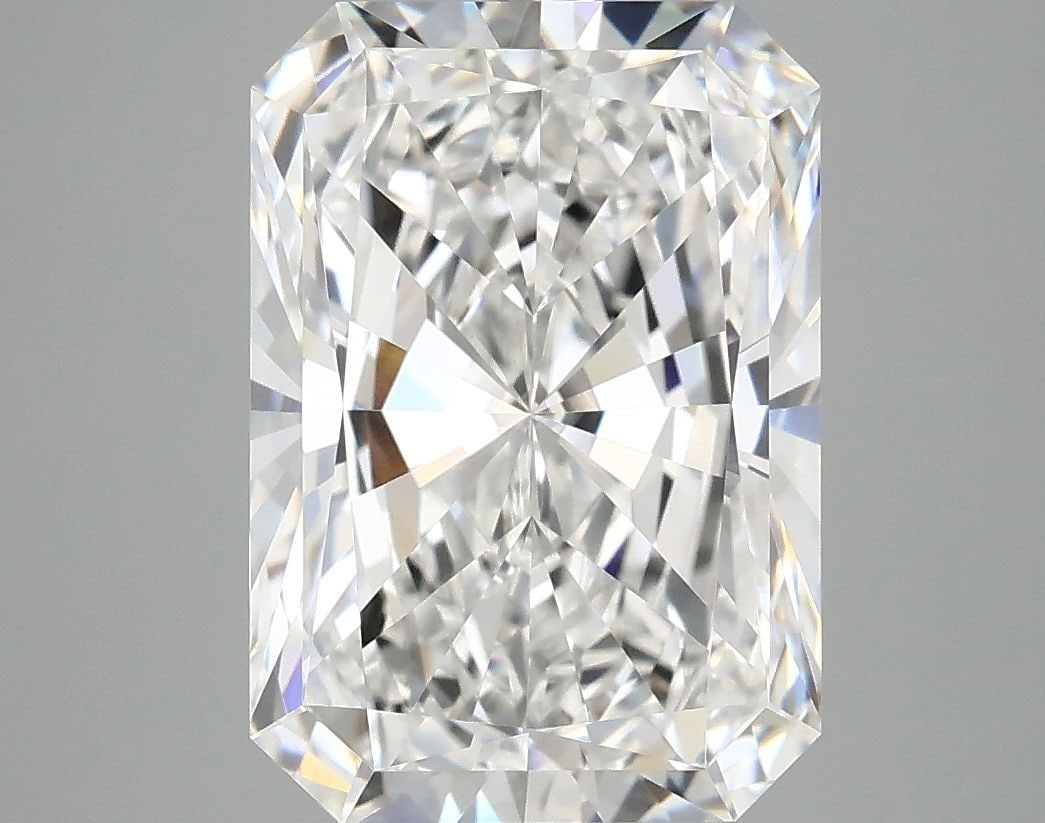 IGI Radiant 4.98ct D VVS2 - Loose Lab Diamond: IGI Radiant 4.98ct D VVS2 - Loose Lab Diamond Item Specifics: Source: This Is A Real Diamond Grown In A Lab Not Mined. Carat: 4.98 Cut: - Color: D Clarity: VVS2 Polish: EX Symmetry: EX Measurements: 1