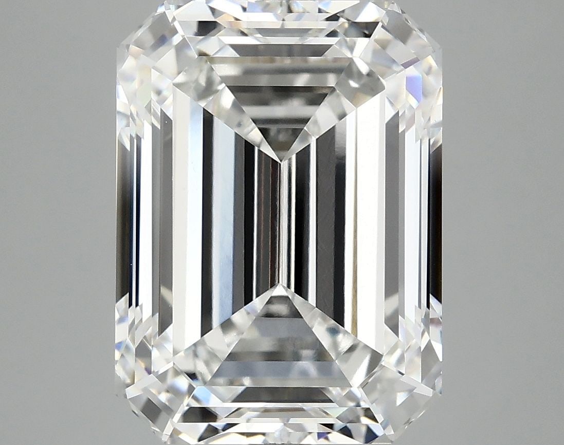 IGI Emerald 7.2ct E VVS2 - Loose Lab Diamond: IGI Emerald 7.2ct E VVS2 - Loose Lab Diamond Item Specifics: Source: This Is A Real Diamond Grown In A Lab Not Mined. Carat: 7.2 Cut: - Color: E Clarity: VVS2 Polish: EX Symmetry: EX Measurements: 12.