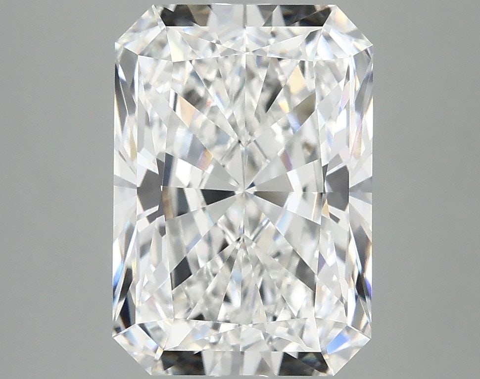 IGI Radiant 4.19ct E VVS2 - Loose Lab Diamond: IGI Radiant 4.19ct E VVS2 - Loose Lab Diamond Item Specifics: Source: This Is A Real Diamond Grown In A Lab Not Mined. Carat: 4.19 Cut: - Color: E Clarity: VVS2 Polish: EX Symmetry: EX Measurements: 1