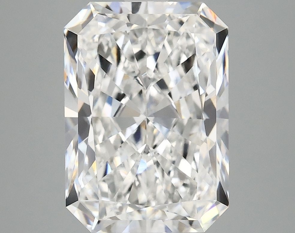 IGI Radiant 4.1ct E VVS2 - Loose Lab Diamond: IGI Radiant 4.1ct E VVS2 - Loose Lab Diamond Item Specifics: Source: This Is A Real Diamond Grown In A Lab Not Mined. Carat: 4.1 Cut: - Color: E Clarity: VVS2 Polish: EX Symmetry: EX Measurements: 11.