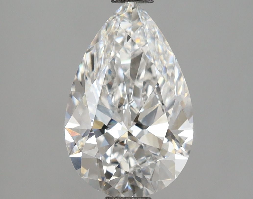 IGI Pear 2.1ct E VVS2 - Loose Lab Diamond: IGI Pear 2.1ct E VVS2 - Loose Lab Diamond Item Specifics: Source: This Is A Real Diamond Grown In A Lab Not Mined. Carat: 2.1 Cut: - Color: E Clarity: VVS2 Polish: EX Symmetry: EX Measurements: 11.28L