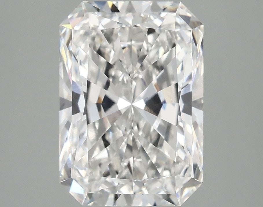 IGI Radiant 3.1ct E VVS2 - Loose Lab Diamond: IGI Radiant 3.1ct E VVS2 - Loose Lab Diamond Item Specifics: Source: This Is A Real Diamond Grown In A Lab Not Mined. Carat: 3.1 Cut: - Color: E Clarity: VVS2 Polish: EX Symmetry: EX Measurements: