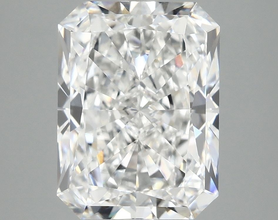 IGI Radiant 4.19ct D VVS2 - Loose Lab Diamond: IGI Radiant 4.19ct D VVS2 - Loose Lab Diamond Item Specifics: Source: This Is A Real Diamond Grown In A Lab Not Mined. Carat: 4.19 Cut: - Color: D Clarity: VVS2 Polish: EX Symmetry: EX Measurements: 1