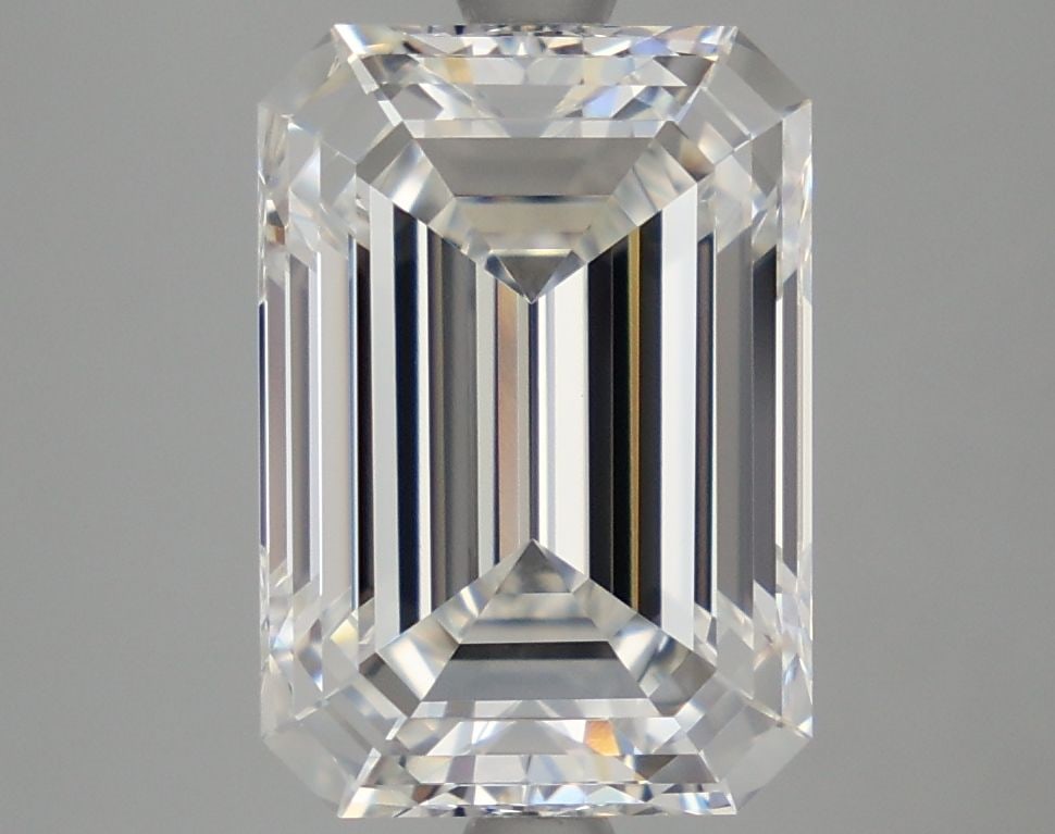 IGI Emerald 4.84ct F VVS2 - Loose Lab Diamond: IGI Emerald 4.84ct F VVS2 - Loose Lab Diamond Item Specifics: Source: This Is A Real Diamond Grown In A Lab Not Mined. Carat: 4.84 Cut: - Color: F Clarity: VVS2 Polish: EX Symmetry: EX Measurements: 1
