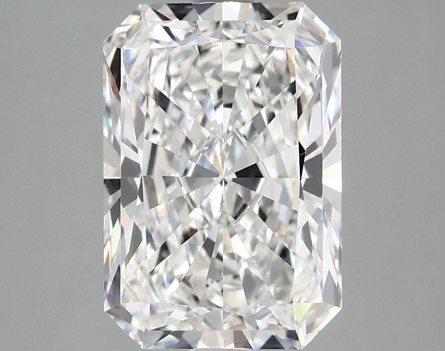 IGI Radiant 3.09ct E VVS2 - Loose Lab Diamond: IGI Radiant 3.09ct E VVS2 - Loose Lab Diamond Item Specifics: Source: This Is A Real Diamond Grown In A Lab Not Mined. Carat: 3.09 Cut: - Color: E Clarity: VVS2 Polish: EX Symmetry: EX Measurements: 1