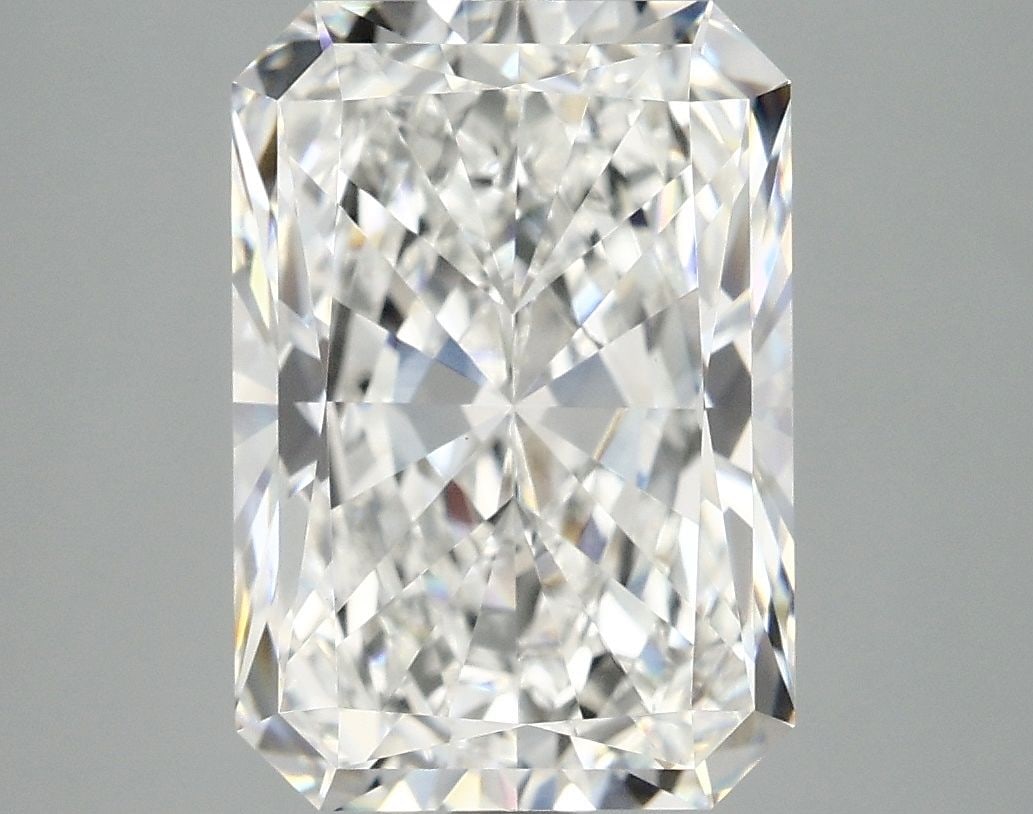 IGI Radiant 4.82ct F VVS2 - Loose Lab Diamond: IGI Radiant 4.82ct F VVS2 - Loose Lab Diamond Item Specifics: Source: This Is A Real Diamond Grown In A Lab Not Mined. Carat: 4.82 Cut: - Color: F Clarity: VVS2 Polish: EX Symmetry: EX Measurements: 1