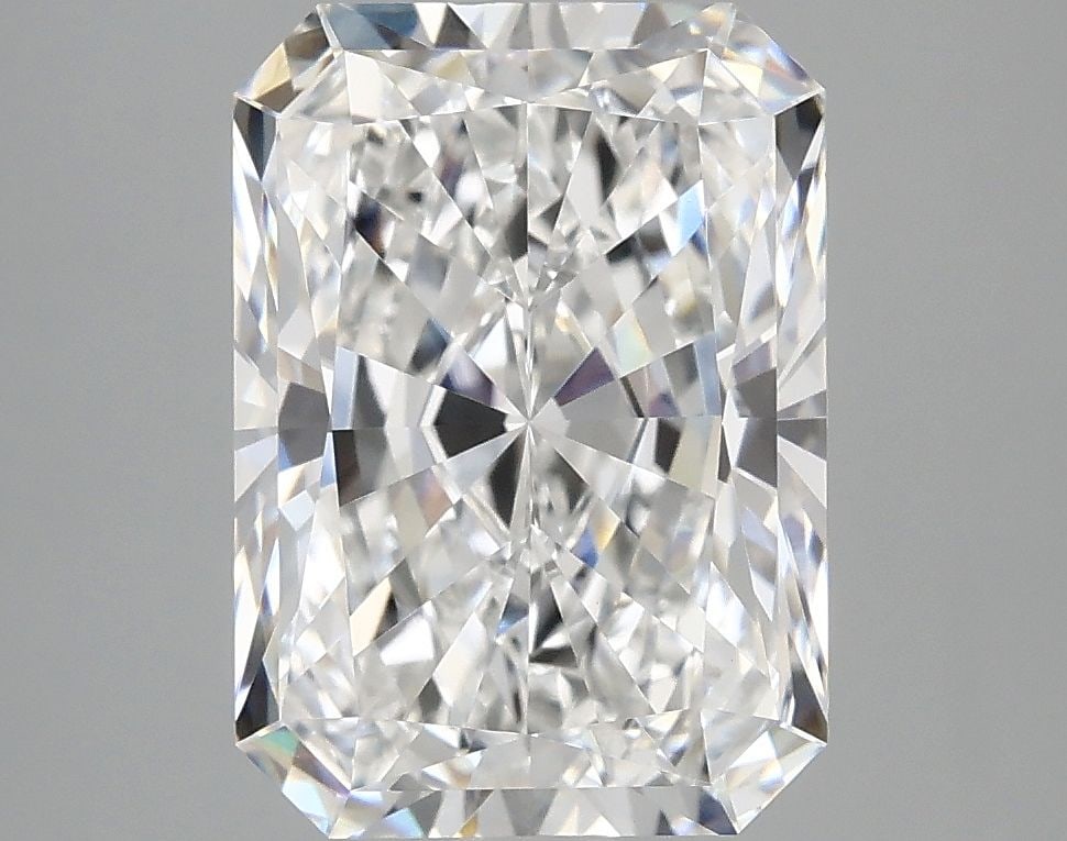 IGI Radiant 4.1ct E VVS2 - Loose Lab Diamond: IGI Radiant 4.1ct E VVS2 - Loose Lab Diamond Item Specifics: Source: This Is A Real Diamond Grown In A Lab Not Mined. Carat: 4.1 Cut: - Color: E Clarity: VVS2 Polish: EX Symmetry: EX Measurements: 11.