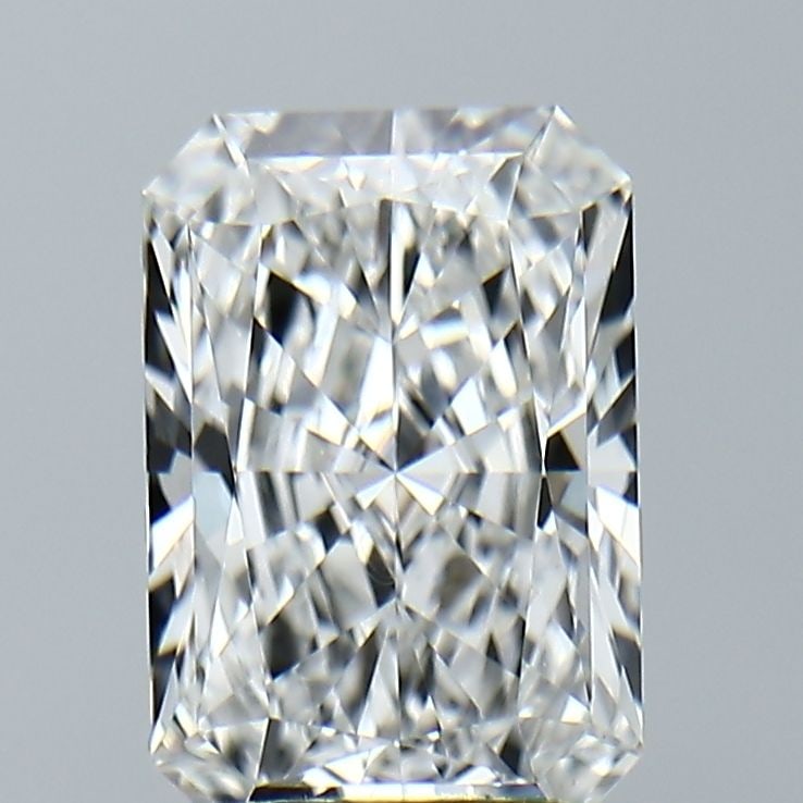 IGI Radiant 2.66ct E VVS1 - Loose Lab Diamond: IGI Radiant 2.66ct E VVS1 - Loose Lab Diamond Item Specifics: Source: This Is A Real Diamond Grown In A Lab Not Mined. Carat: 2.66 Cut: - Color: E Clarity: VVS1 Polish: EX Symmetry: EX Measurements: 9