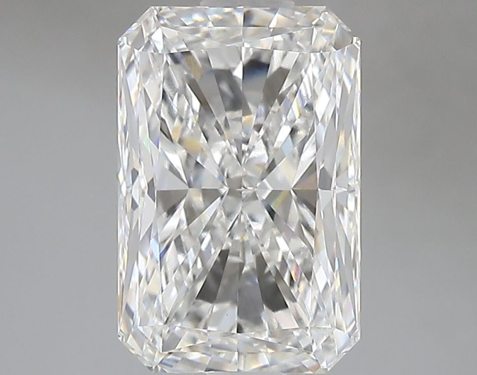 IGI Radiant 3.07ct E VVS2 - Loose Lab Diamond: IGI Radiant 3.07ct E VVS2 - Loose Lab Diamond Item Specifics: Source: This Is A Real Diamond Grown In A Lab Not Mined. Carat: 3.07 Cut: - Color: E Clarity: VVS2 Polish: EX Symmetry: EX Measurements: 1