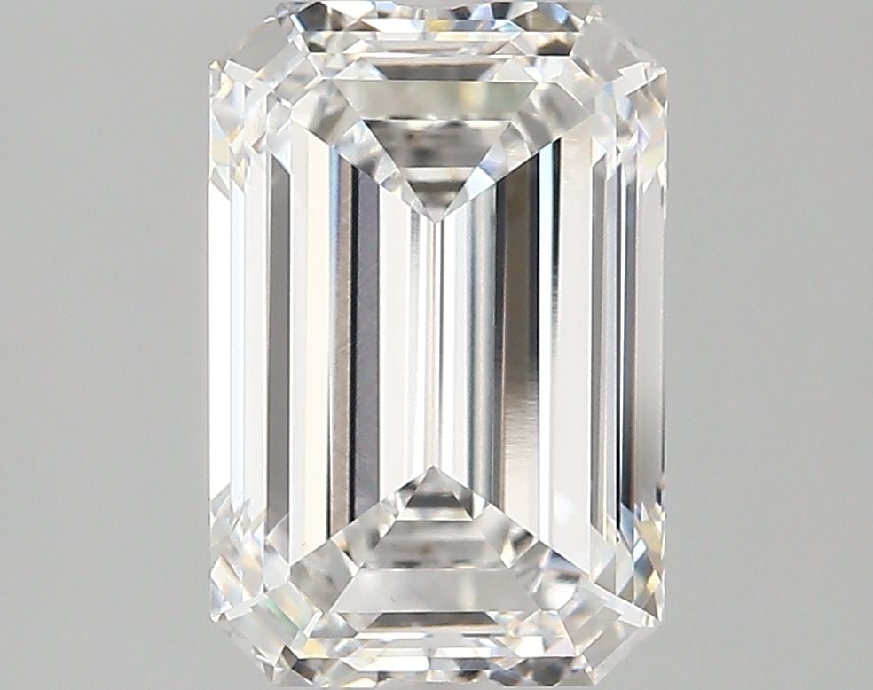 IGI Emerald 3.96ct F VVS2 - Loose Lab Diamond: IGI Emerald 3.96ct F VVS2 - Loose Lab Diamond Item Specifics: Source: This Is A Real Diamond Grown In A Lab Not Mined. Carat: 3.96 Cut: - Color: F Clarity: VVS2 Polish: EX Symmetry: EX Measurements: 1