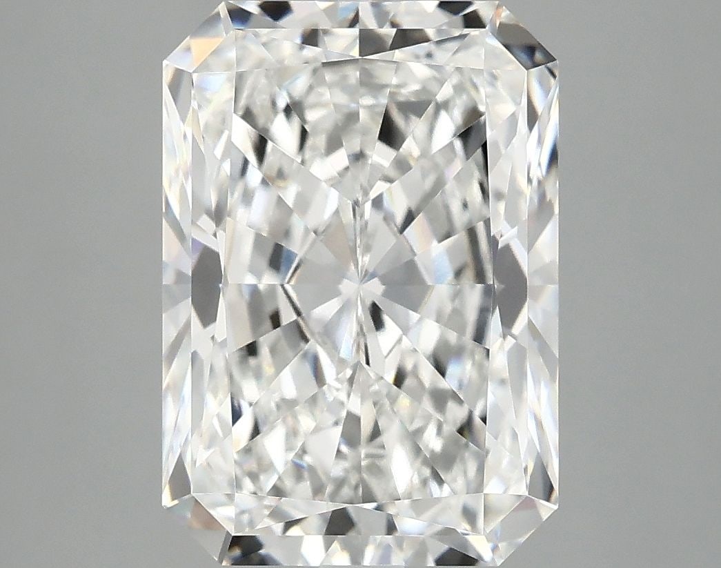 IGI Radiant 4.93ct E VVS2 - Loose Lab Diamond: IGI Radiant 4.93ct E VVS2 - Loose Lab Diamond Item Specifics: Source: This Is A Real Diamond Grown In A Lab Not Mined. Carat: 4.93 Cut: - Color: E Clarity: VVS2 Polish: EX Symmetry: EX Measurements: 1