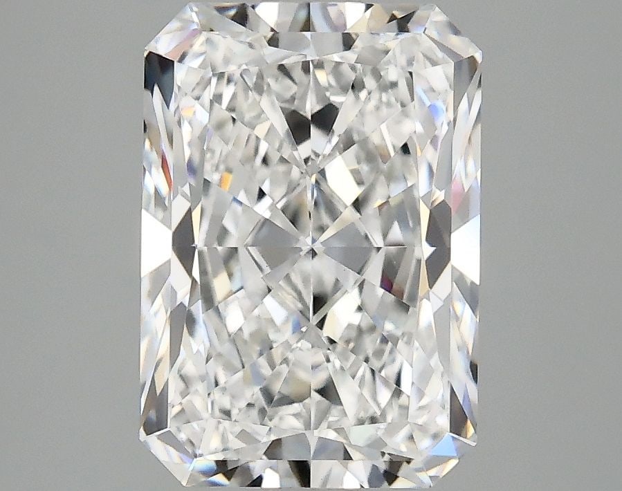 IGI Radiant 2.98ct E VVS2 - Loose Lab Diamond: IGI Radiant 2.98ct E VVS2 - Loose Lab Diamond Item Specifics: Source: This Is A Real Diamond Grown In A Lab Not Mined. Carat: 2.98 Cut: - Color: E Clarity: VVS2 Polish: EX Symmetry: EX Measurements: 1