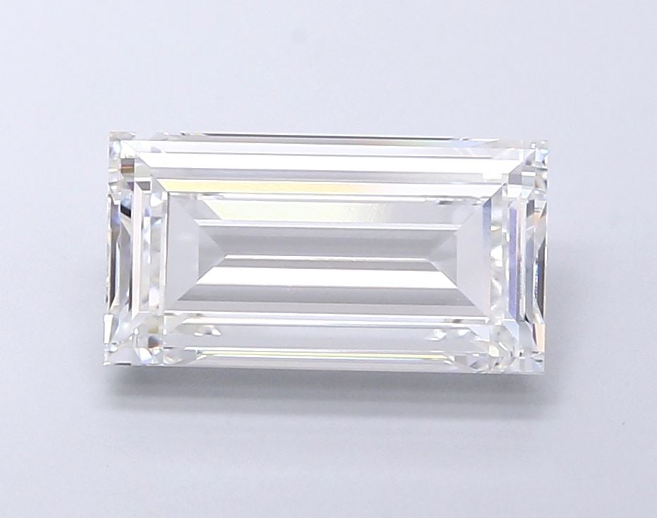 IGI Baguette 4.59ct E VVS2 - Loose Lab Diamond: IGI Baguette 4.59ct E VVS2 - Loose Lab Diamond Item Specifics: Source: This Is A Real Diamond Grown In A Lab Not Mined. Carat: 4.59 Cut: - Color: E Clarity: VVS2 Polish: EX Symmetry: EX Measurements: 