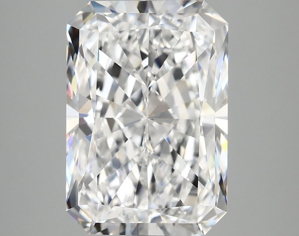 IGI Radiant 4.19ct D VVS2 - Loose Lab Diamond: IGI Radiant 4.19ct D VVS2 - Loose Lab Diamond Item Specifics: Source: This Is A Real Diamond Grown In A Lab Not Mined. Carat: 4.19 Cut: - Color: D Clarity: VVS2 Polish: EX Symmetry: EX Measurements: 1