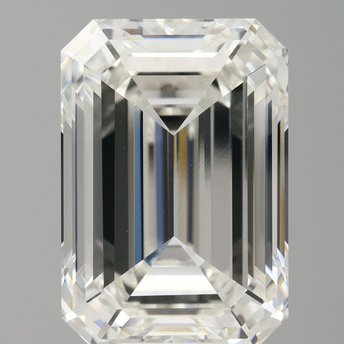 IGI Emerald 12.11ct F VVS2 - Loose Lab Diamond: IGI Emerald 12.11ct F VVS2 - Loose Lab Diamond Item Specifics: Source: This Is A Real Diamond Grown In A Lab Not Mined. Carat: 12.11 Cut: - Color: F Clarity: VVS2 Polish: EX Symmetry: EX Measurements: