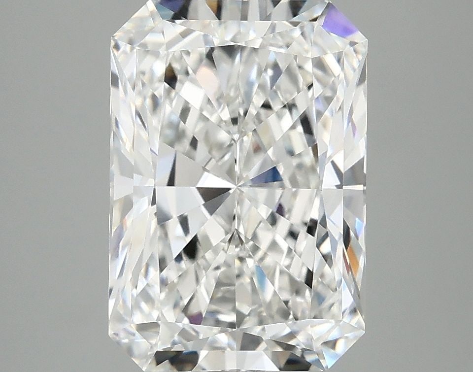 IGI Radiant 4.07ct E VVS2 - Loose Lab Diamond: IGI Radiant 4.07ct E VVS2 - Loose Lab Diamond Item Specifics: Source: This Is A Real Diamond Grown In A Lab Not Mined. Carat: 4.07 Cut: - Color: E Clarity: VVS2 Polish: EX Symmetry: EX Measurements: 1