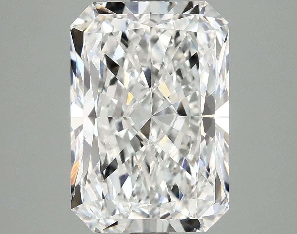 IGI Radiant 3.85ct D VVS2 - Loose Lab Diamond: IGI Radiant 3.85ct D VVS2 - Loose Lab Diamond Item Specifics: Source: This Is A Real Diamond Grown In A Lab Not Mined. Carat: 3.85 Cut: - Color: D Clarity: VVS2 Polish: EX Symmetry: EX Measurements: