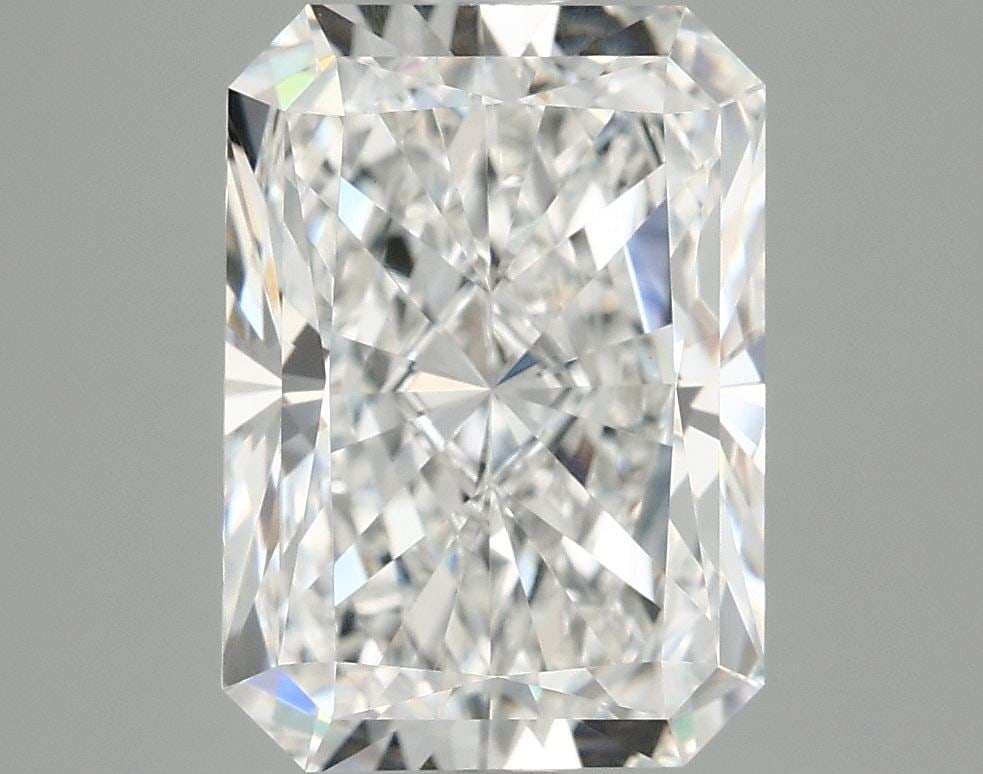 IGI Radiant 4.08ct E VVS2 - Loose Lab Diamond: IGI Radiant 4.08ct E VVS2 - Loose Lab Diamond Item Specifics: Source: This Is A Real Diamond Grown In A Lab Not Mined. Carat: 4.08 Cut: - Color: E Clarity: VVS2 Polish: EX Symmetry: EX Measurements: 1