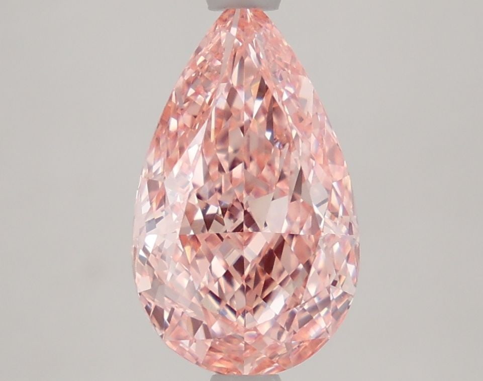 IGI Pear 2.39ct Fancy Vivid Pink VVS2 - Loose Lab Diamond: IGI Pear 2.39ct Fancy Vivid Pink VVS2 - Loose Lab Diamond Item Specifics: Source: This Is A Real Diamond Grown In A Lab Not Mined. Carat: 2.39 Cut: - Color: Fancy Vivid Pink Clarity: VVS2 Polish: EX S