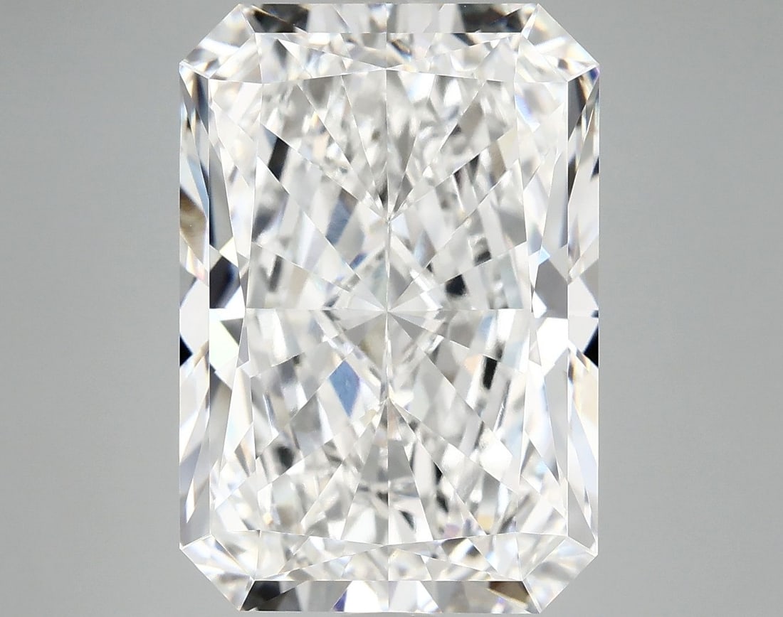 IGI Radiant 10.35ct E VVS2 - Loose Lab Diamond: IGI Radiant 10.35ct E VVS2 - Loose Lab Diamond Item Specifics: Source: This Is A Real Diamond Grown In A Lab Not Mined. Carat: 10.35 Cut: - Color: E Clarity: VVS2 Polish: EX Symmetry: EX Measurements:
