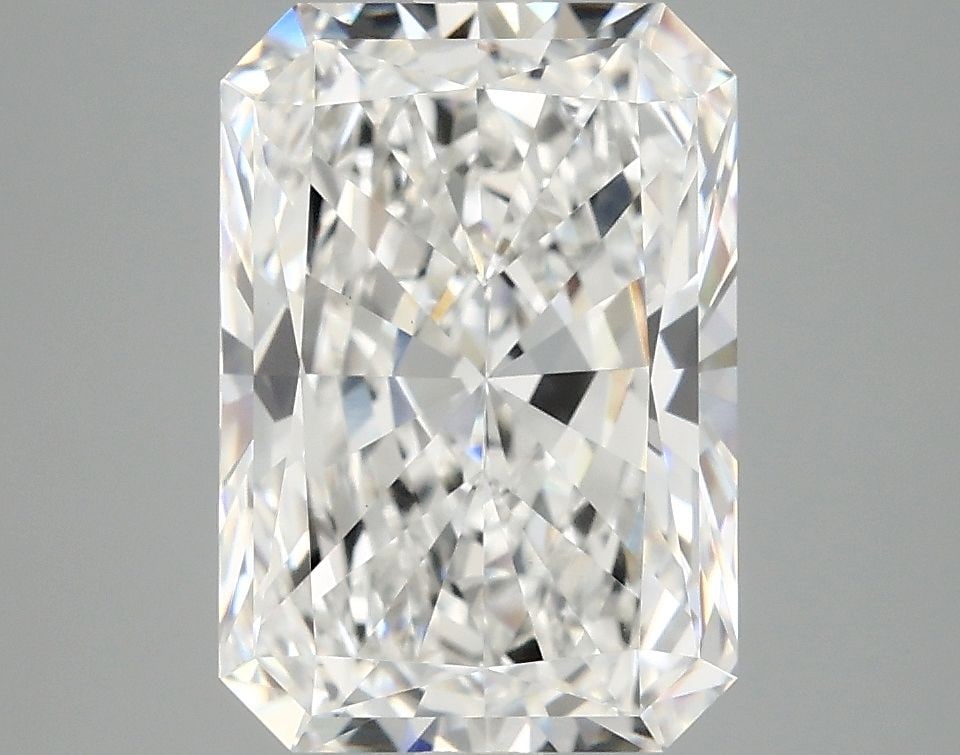 IGI Radiant 4.09ct E VVS2 - Loose Lab Diamond: IGI Radiant 4.09ct E VVS2 - Loose Lab Diamond Item Specifics: Source: This Is A Real Diamond Grown In A Lab Not Mined. Carat: 4.09 Cut: - Color: E Clarity: VVS2 Polish: EX Symmetry: EX Measurements: 1