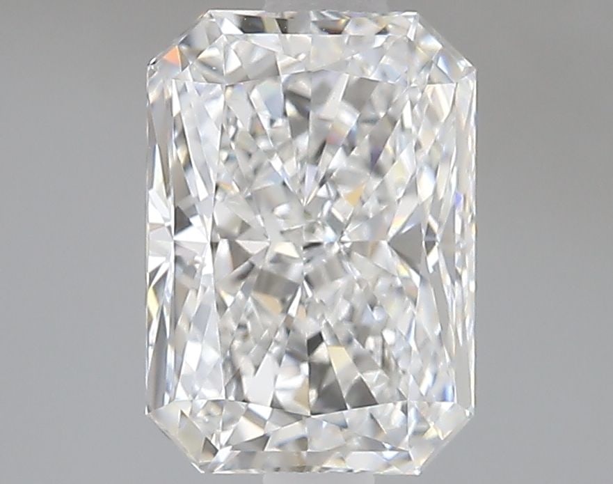IGI Radiant 2.57ct E VVS2 - Loose Lab Diamond: IGI Radiant 2.57ct E VVS2 - Loose Lab Diamond Item Specifics: Source: This Is A Real Diamond Grown In A Lab Not Mined. Carat: 2.57 Cut: - Color: E Clarity: VVS2 Polish: EX Symmetry: EX Measurements: 9