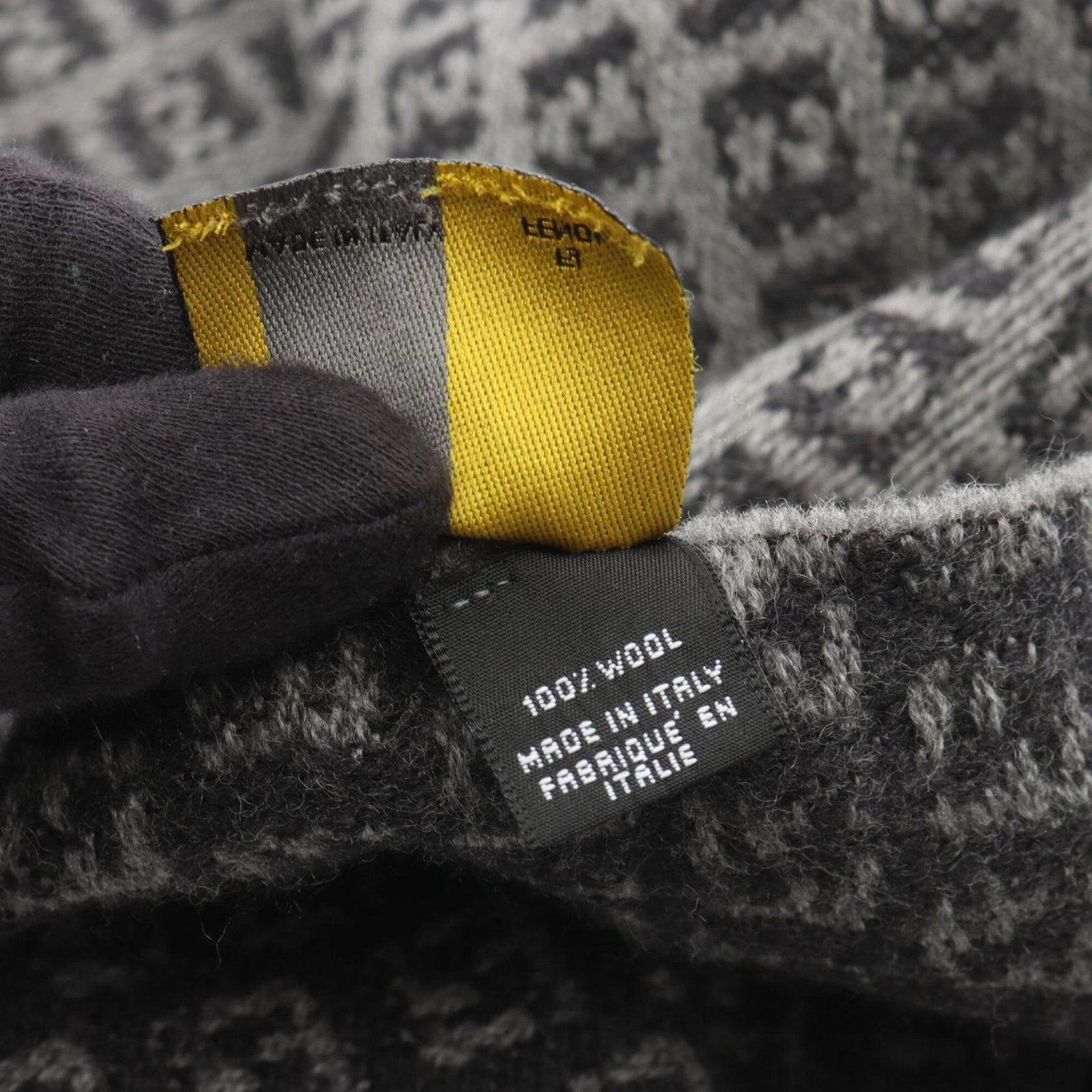 Fendi Shawl Wool - 3