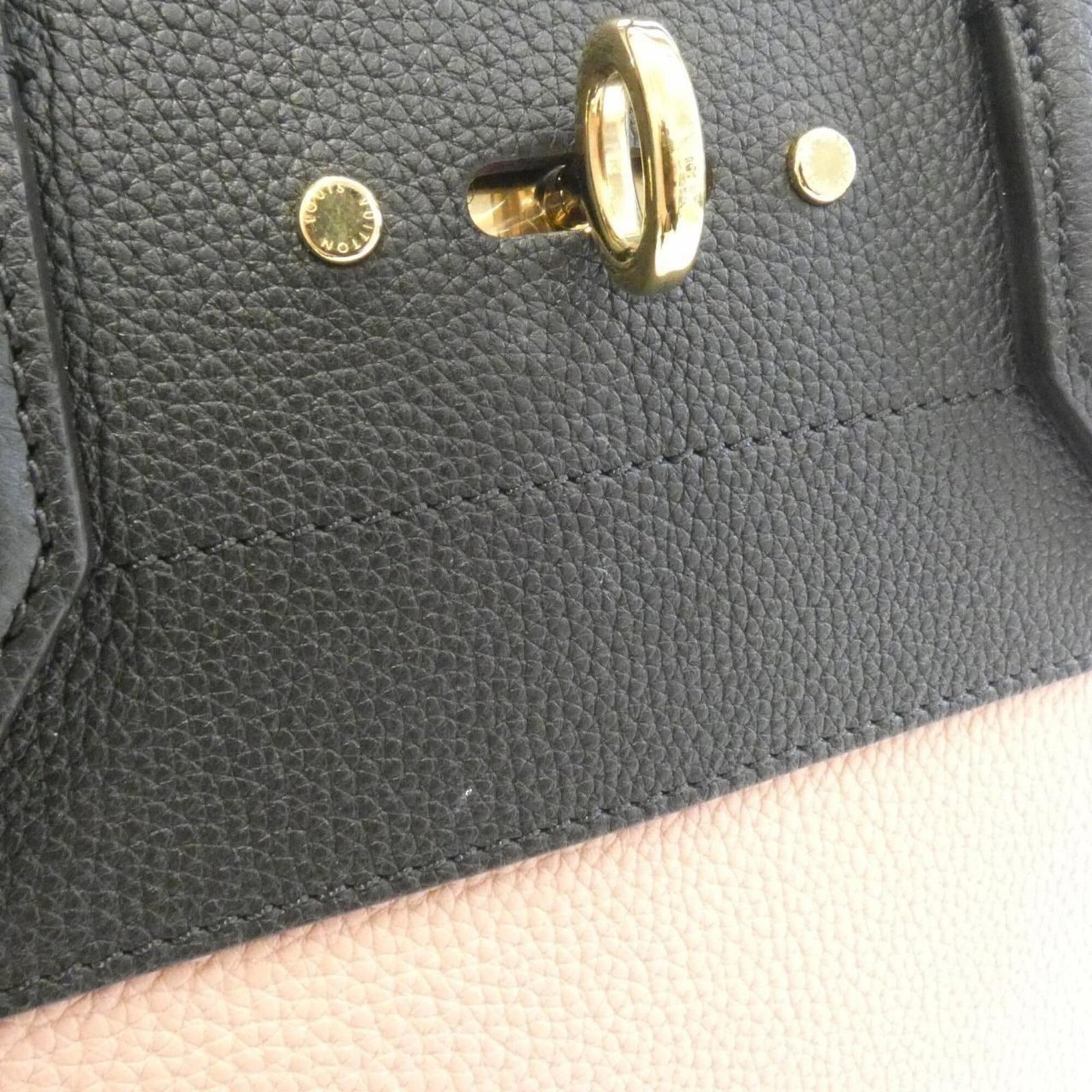 Louis Vuitton Handbag Leather - 4