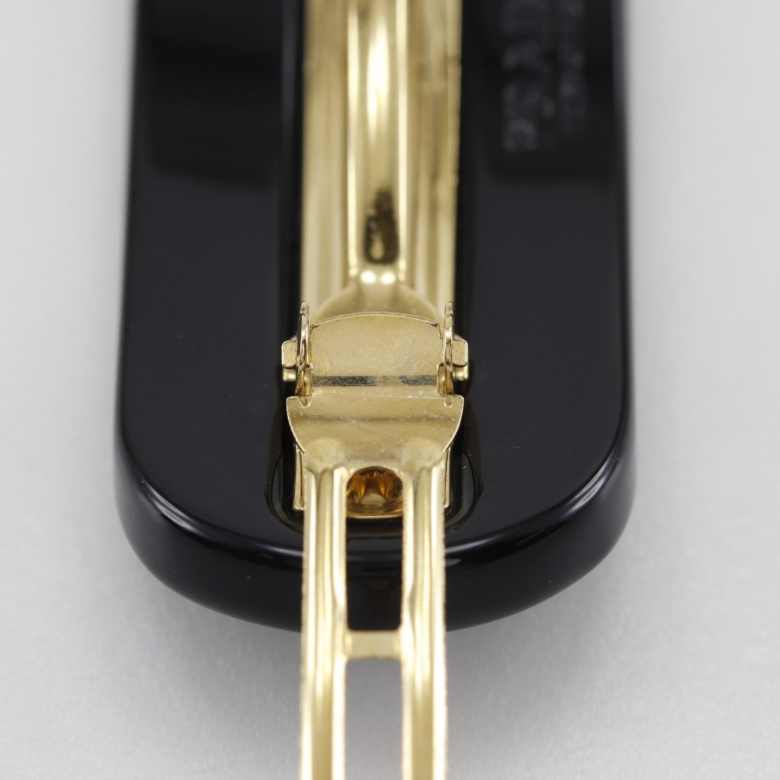 Barrette Plastic by Prada - 6