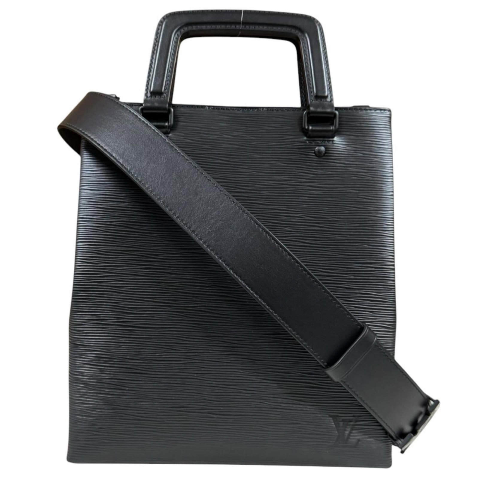 Vuitton Leather Epi Bag Shoulder Louis: Vuitton Leather Epi Bag Shoulder Louis Black Epi leather Louis Vuitton shoulder bag with classic design. Made in Italy, this iconic style features the signature monogram pattern and durable constructi