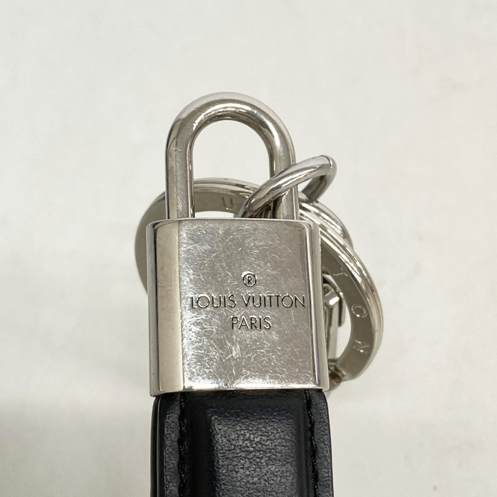 Louis Vuitton Keyring - 2
